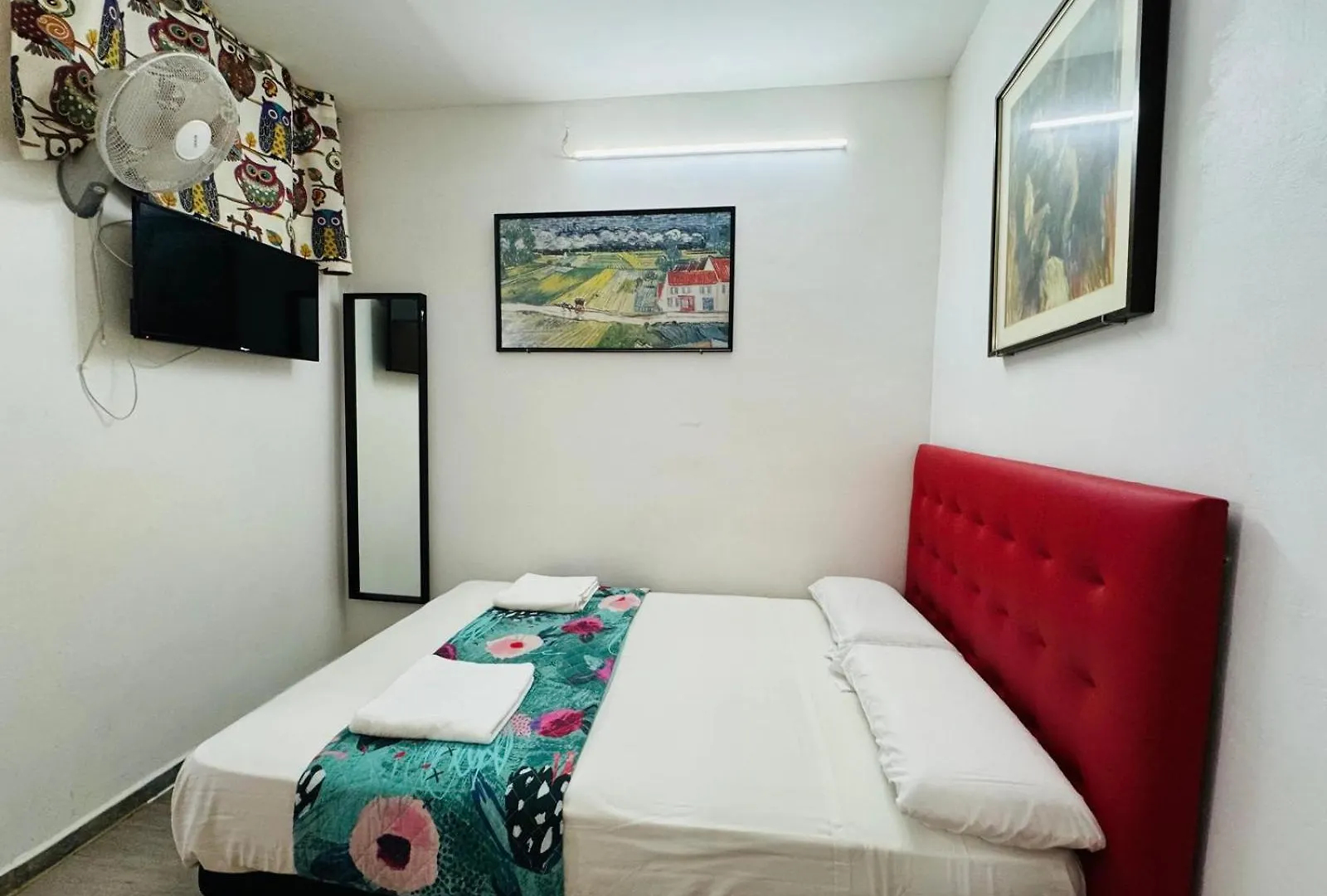 Guest house Hostal Mont Thabor Barcelona