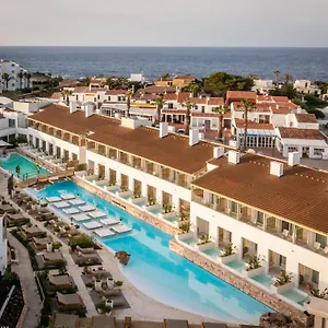 https://lago-resort-menorca-suites-del-lago-adults-only.balearic-islands.net